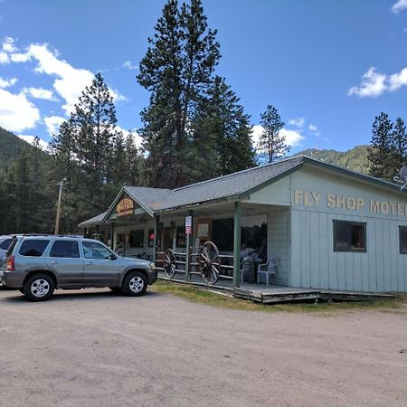 Rock Creek Mercantile & Motel Clinton Ngoại thất bức ảnh